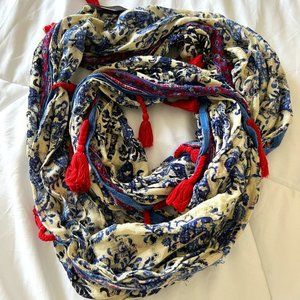 Infinity scarf